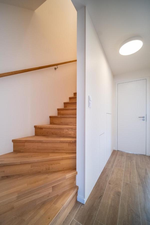 Holiday House U Hajenky 11P Lipno Home 伏尔塔瓦河畔利普诺 外观 照片